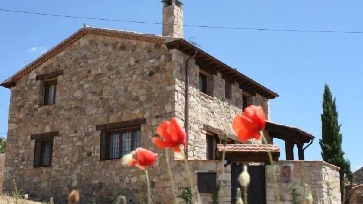 Santo Domingo de Piron Cottage | Cottage (full rental) El Alcarcel for 8/10 people