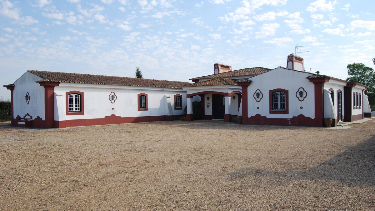 Montemor-o-Novo Cottage | Cottage for 1 or 2 families with pool