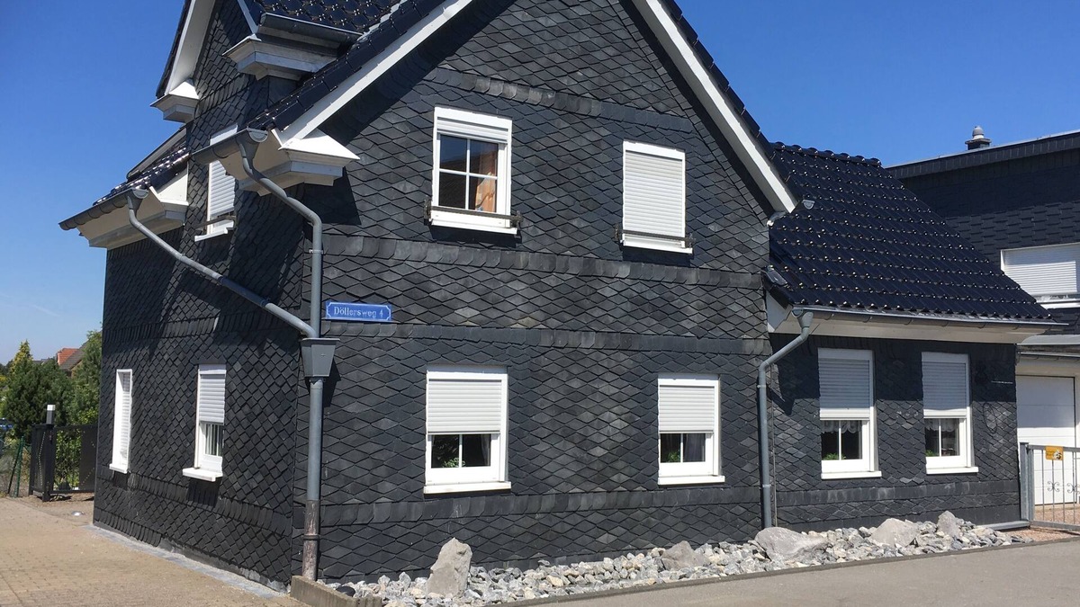 Wermelskirchen House | Cottage for 6 guests with 86m² in Wermelskirchen (93010)