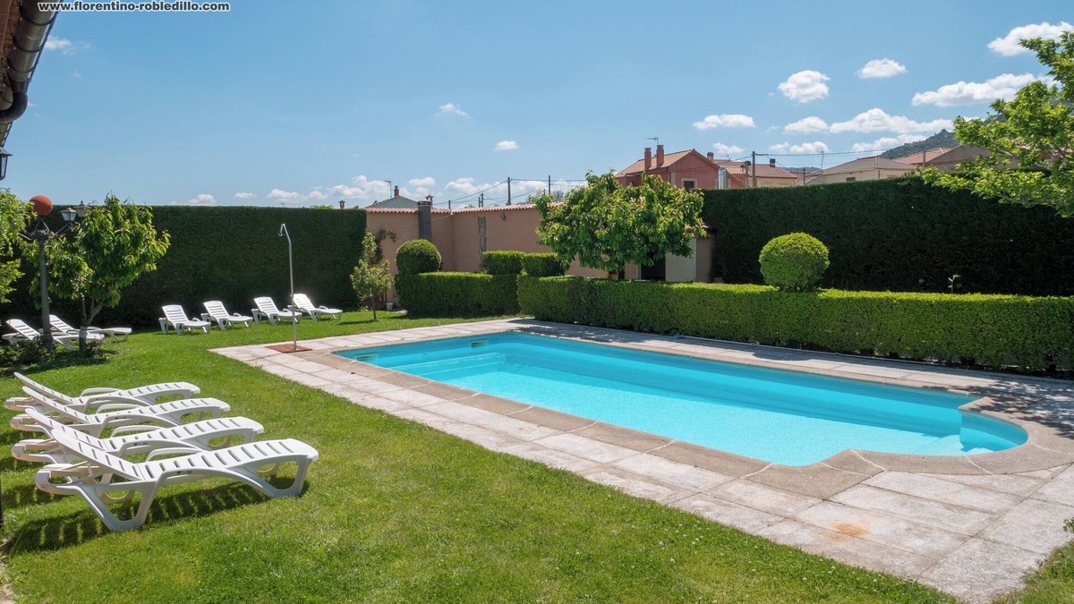 Solosancho Cottage | Cottage for up to 14 people with pool near Ávila - CASAS RURALES FLORENTINO