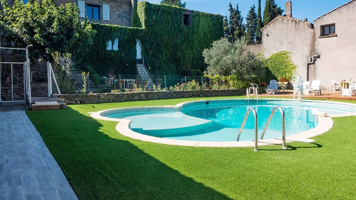 Montbrun-des-Corbieres Cottage | Cottage in Montbrun near Midi Canal