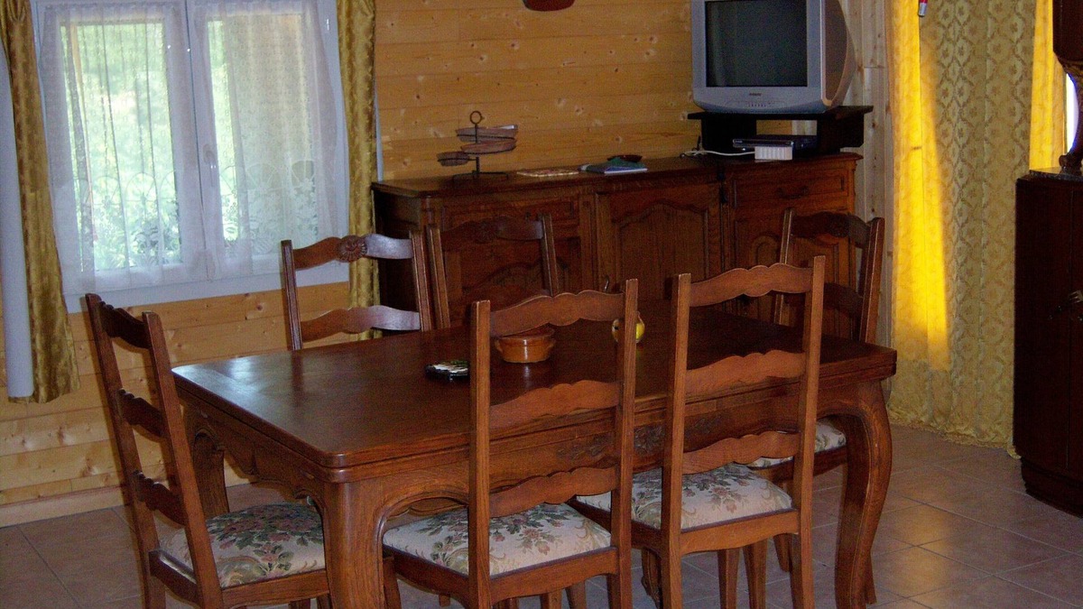 Saint-Privat-du-Dragon House | cottage in gilles coste
