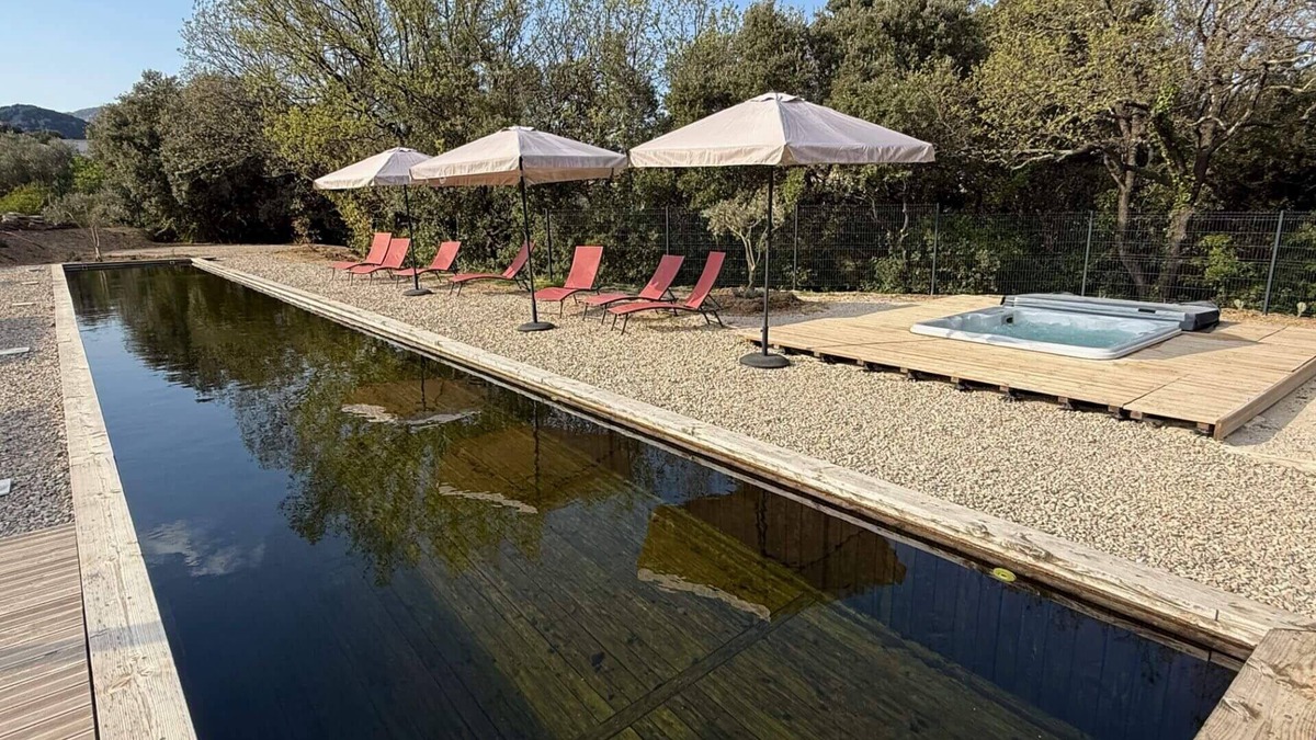 Saint-Mathieu-de-Treviers House | Cottage 'Avec Piscine De 25 M Et Spa' with Mountain View, Private Pool and Wi-Fi