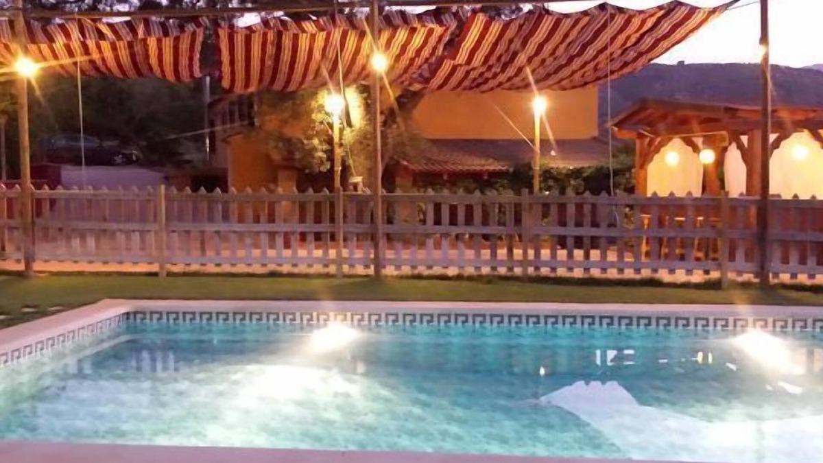 Fuensanta de Martos Cottage | Cottage (full rental) El Encinar de Cobo for 16 people