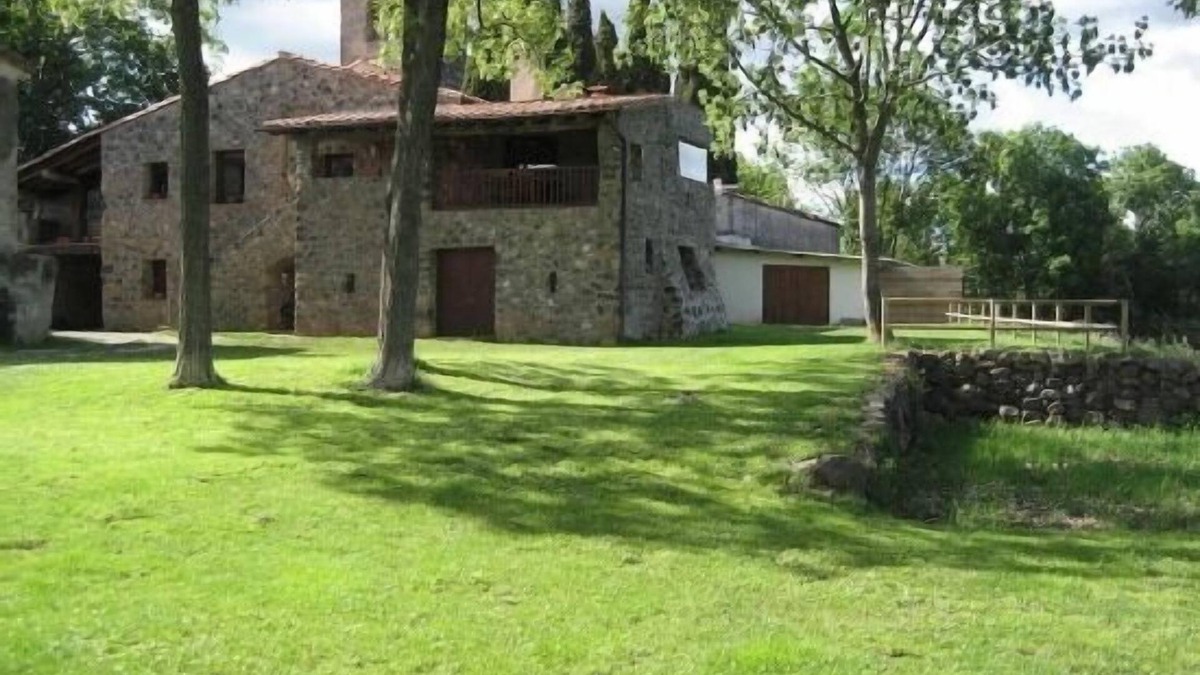 Olot Cottage | Cottage (full rental) Can Llorigó for 8 people