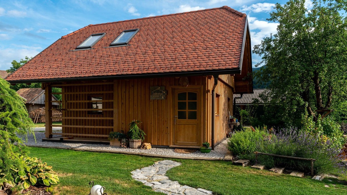 Hrib pri Hinjah House | Cottage Happiness with Sauna and Natural Pool