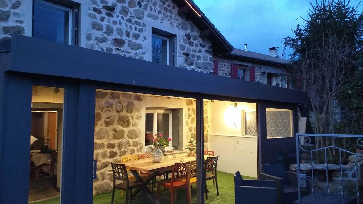 Yssingeaux House | Cottage house in hamlet in the countryside in AUvergne
