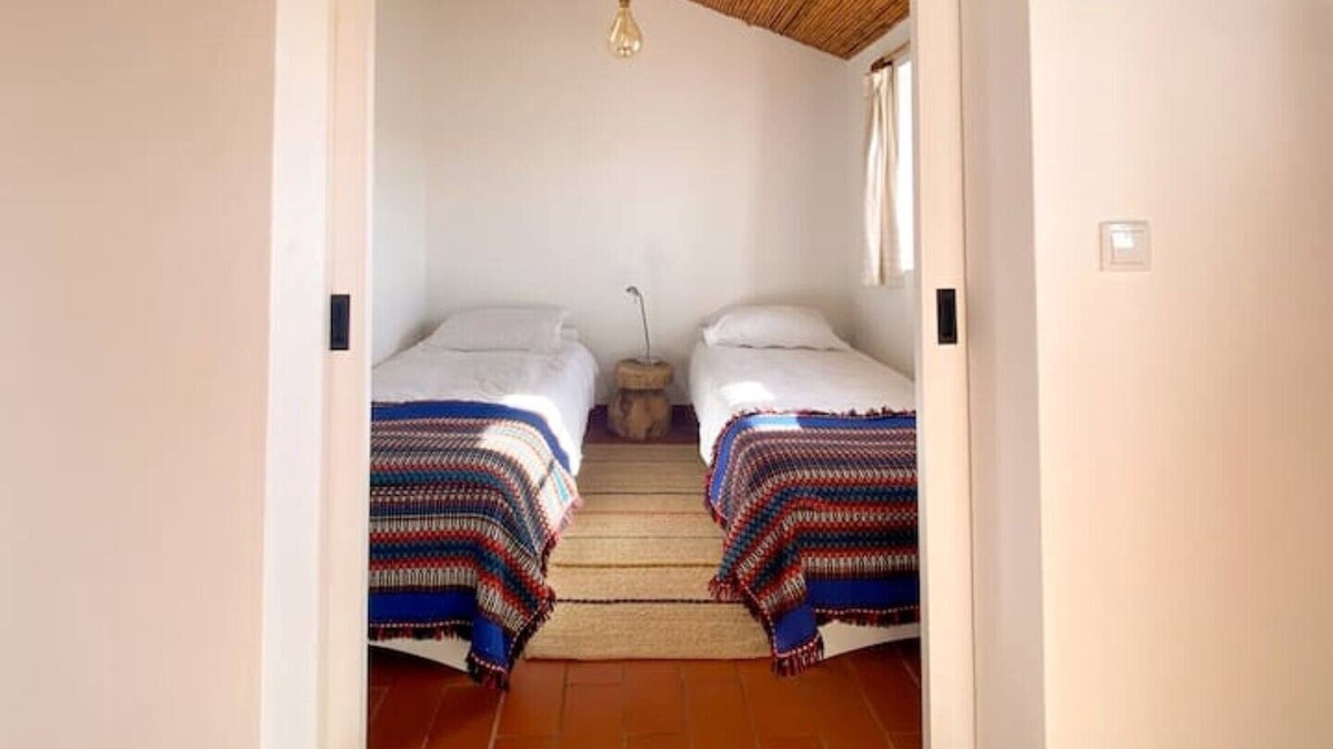 Cavaleiro Cottage | Cottage in a Horse farm 200m from the beach