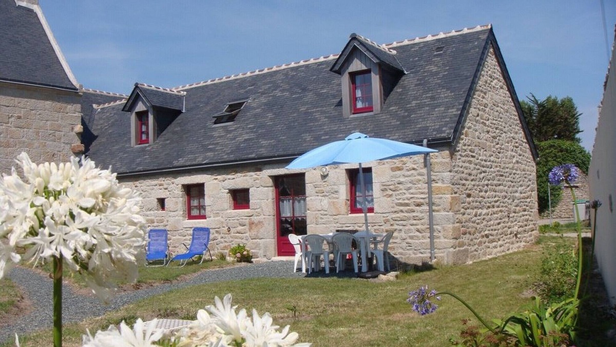 Penmarch Cottage | Cottage in a real Breton farmhouse, 500m from the sea.