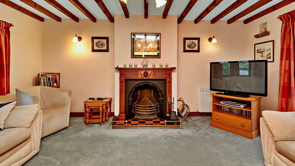 Alstonfield House | Cottage in Alstonefield near Peak District Trails