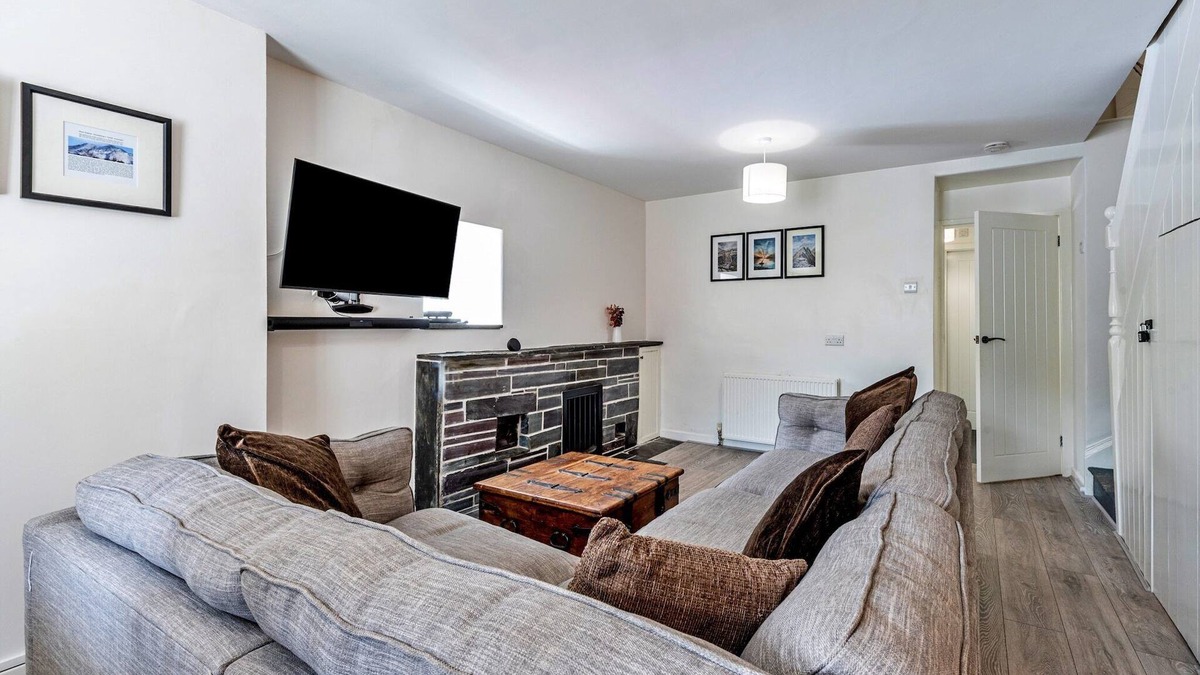 Gwynedd- Snowdonia Boat Rental | Cottage in Betws-y-Coed near Snowdonia Trails