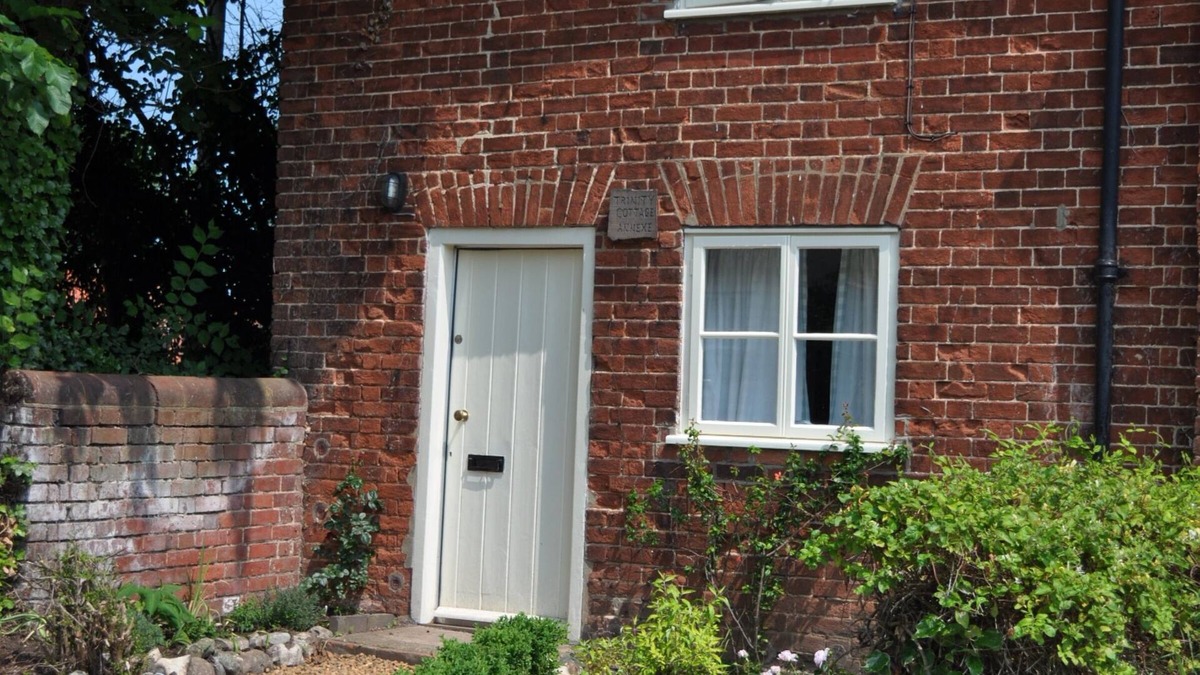 Brampton Cottage | Cottage In Brampton (Near Aylsham), Norfolk