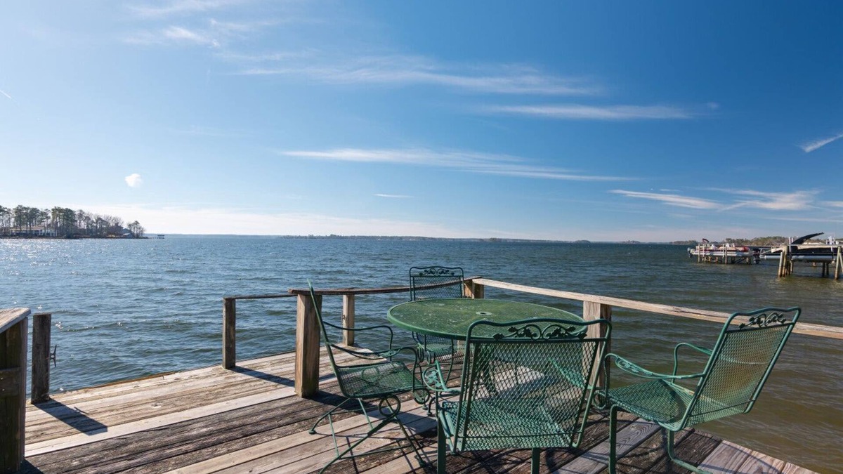 Chapin House | Cottage in Chapin with a view of the Twin Islands
