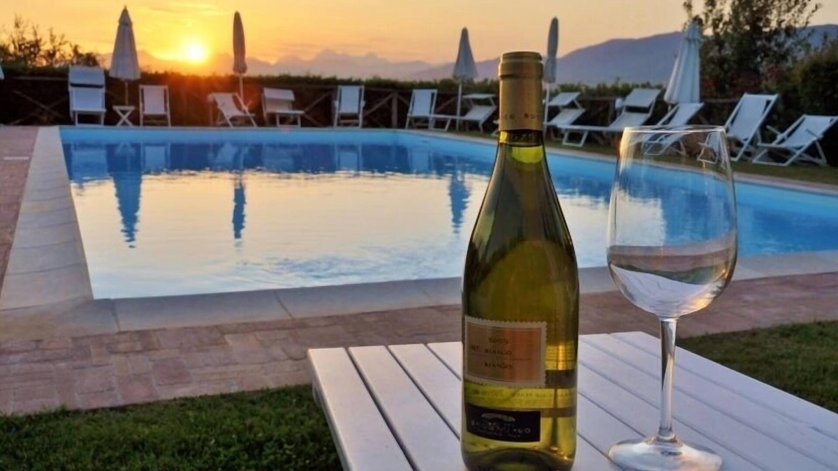 Montecarlo House | Cottage in charming position, with pool, in residence, surrounded from hills.