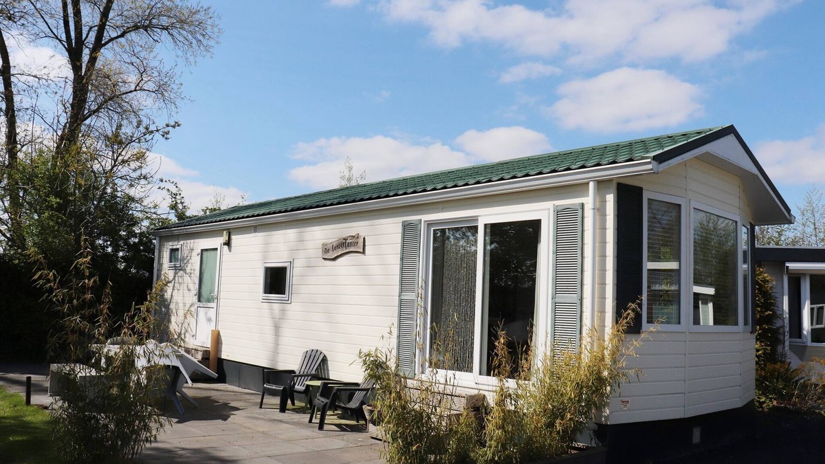 Grou Cottage | Cottage in Grou with Water Sports Access