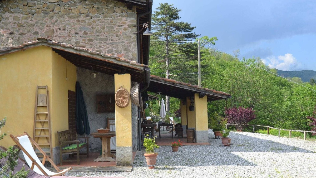 San Quirico Cottage | Cottage in Pescia with Pool & Garden