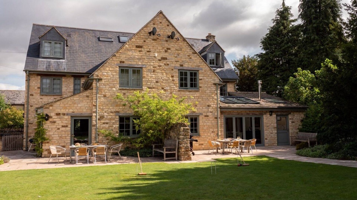 Kingham Cottage | Cottage in Kingham with Private Pool