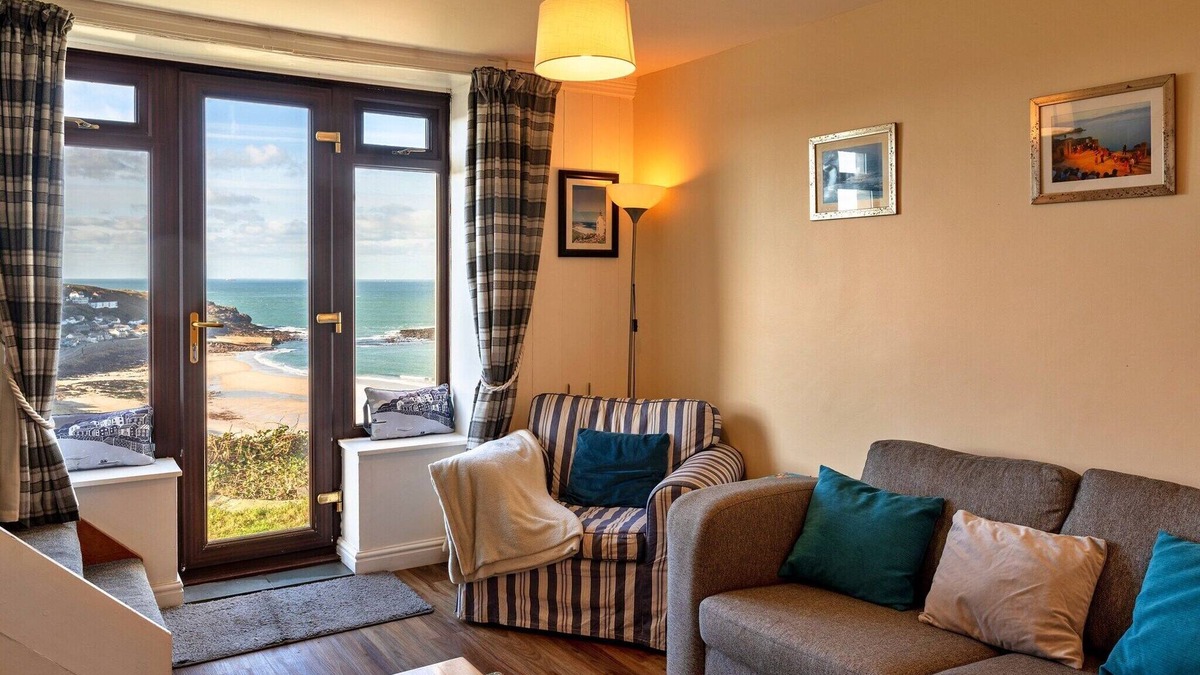 Penzance Cottage | Cottage in Sennen Cove with Stunning Beach Views