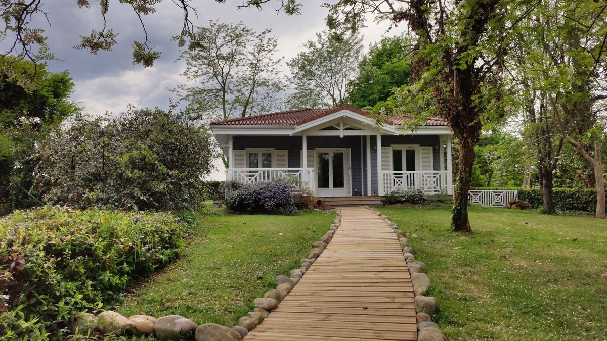Charritte-de-Bas Ski Chalet | Cottage in the Basque country in the province of soule