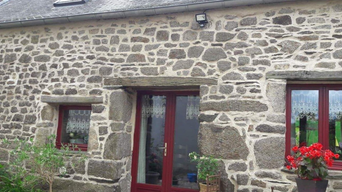 Commana House | cottage in the heart of the mountains of ARRÉE