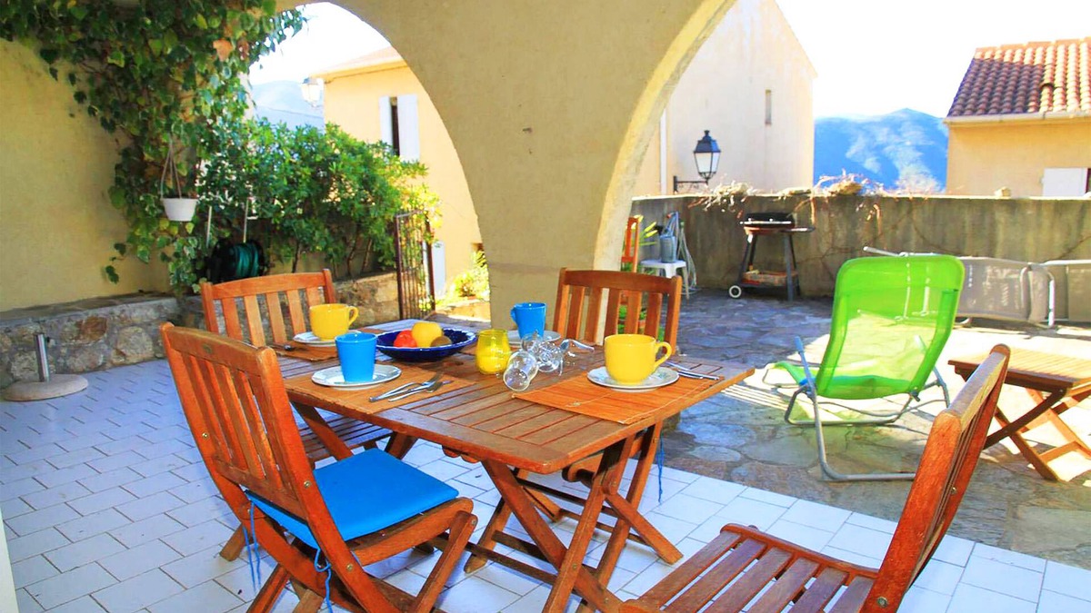 Lama Apartment | Cottage in the village of Lama - WIFI