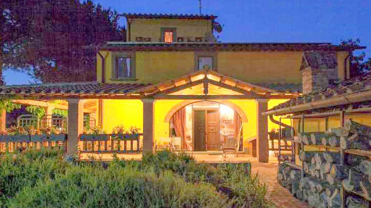 Terranuova Bracciolini Cottage | Cottage in Tuscany with Pool & Sauna