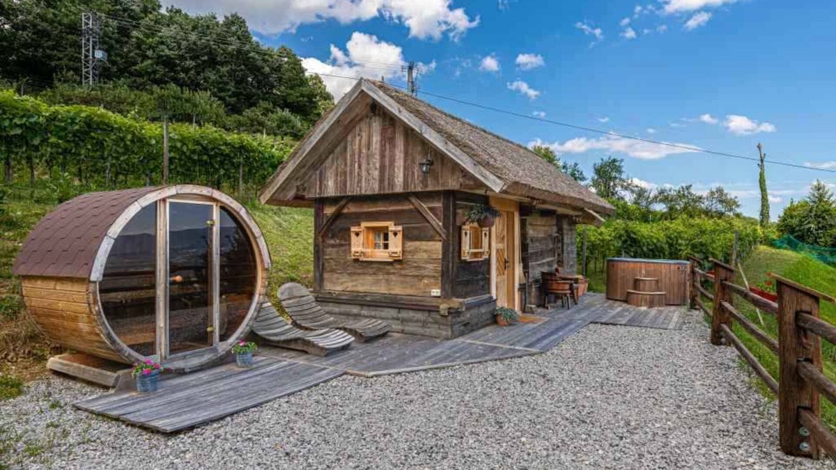 Srednje Grcevje Cottage | Cottage mit schöner Aussicht, Sauna und Whirlpool