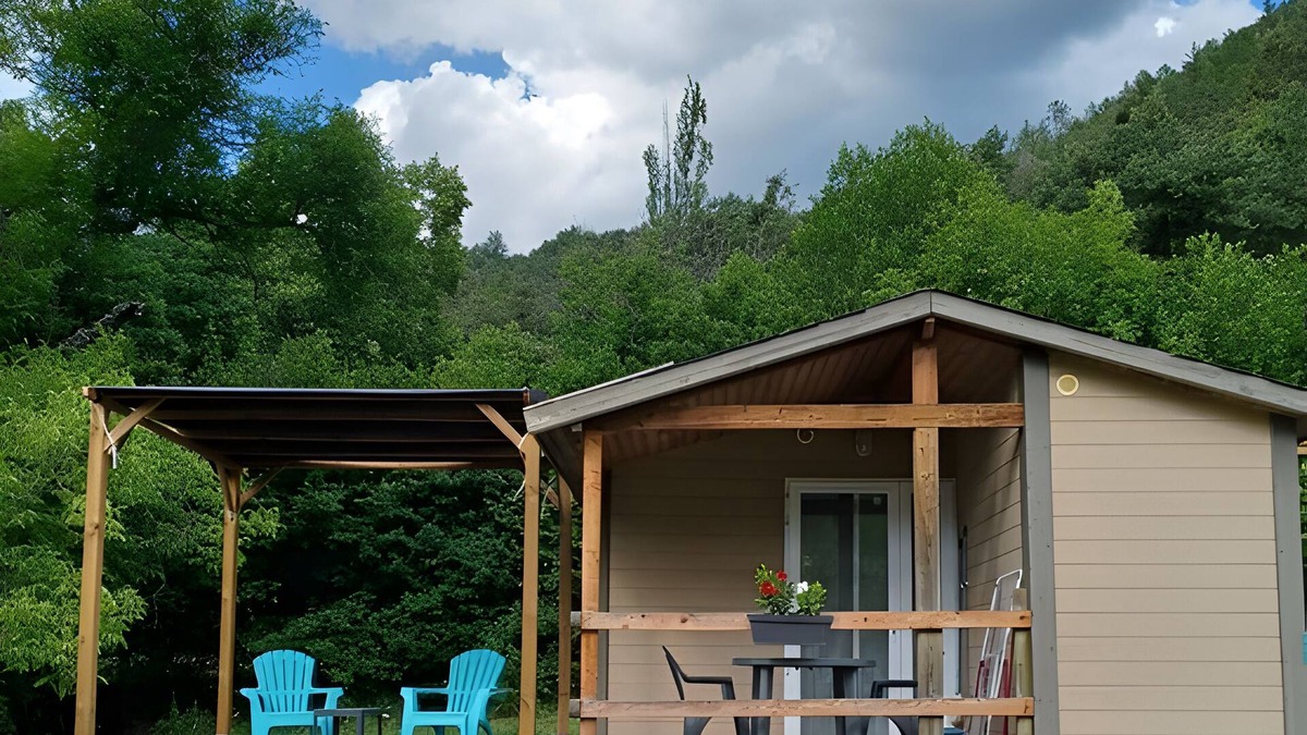 Les Sagnieres Cottage | Cottage "Morgon" with Mountain View, Wi-Fi and Air Conditioning