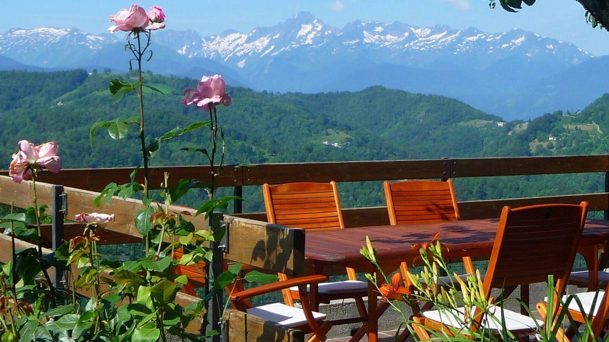 Biert House | Cottage/Mountain house: panoramic view of the Pyrenees in Ariège