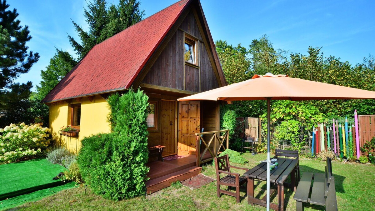 gmina Sianow House | Cottage near Lake Jamno and Łazy Beach