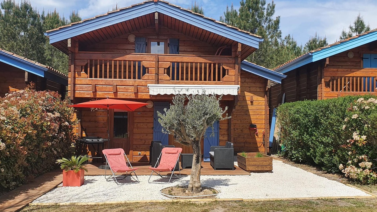 Bias Ski Chalet | COTTAGE NEAR MIMIZAN AND CONTIS BALNEO/POOL IN VACATION VILLAGE