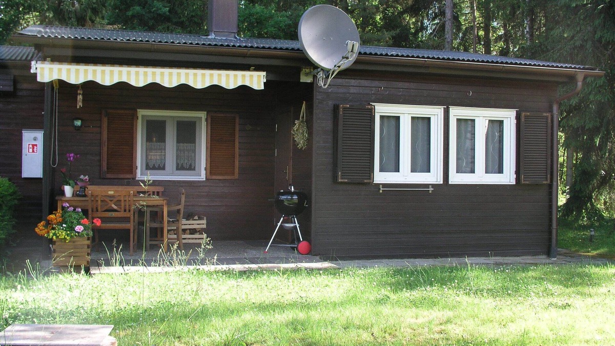 Neubau House | Cottage on the lake with lake view