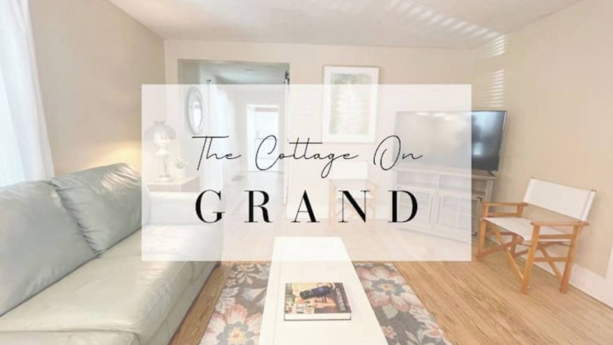 Carterville Cottage | Cottage on Grand