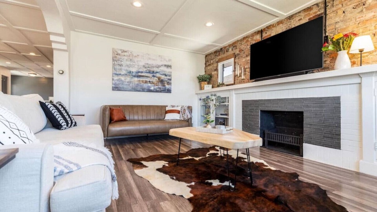 People's Freeway Apartment | Cottage on Main - Only Minutes to Downtown SLC!