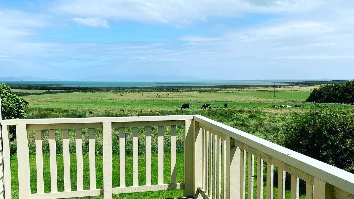 Toora Cottage | Cottage on orchard acreage with ocean views