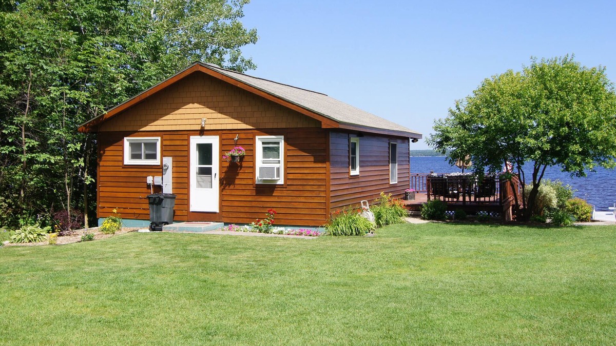 Chassell Cottage | Cottage On Portage Lake; Close To Mtu; Nature/bike Trails; Snowmobiling