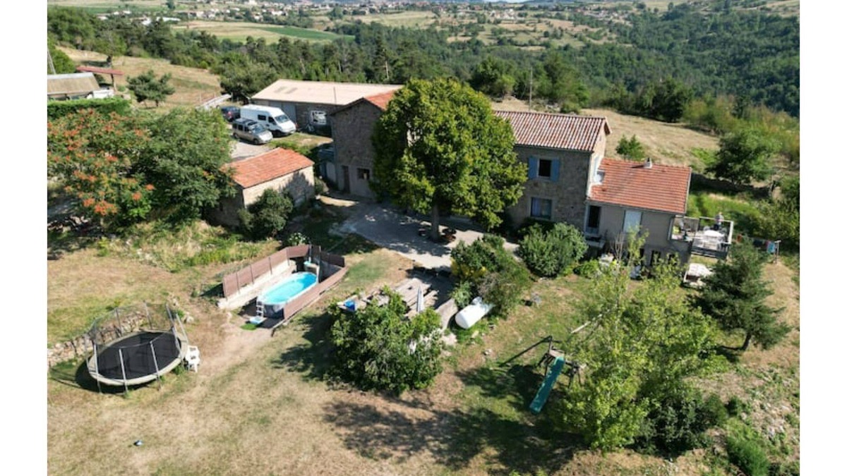 Ruisset House | Cottage on the farm with stunning views
