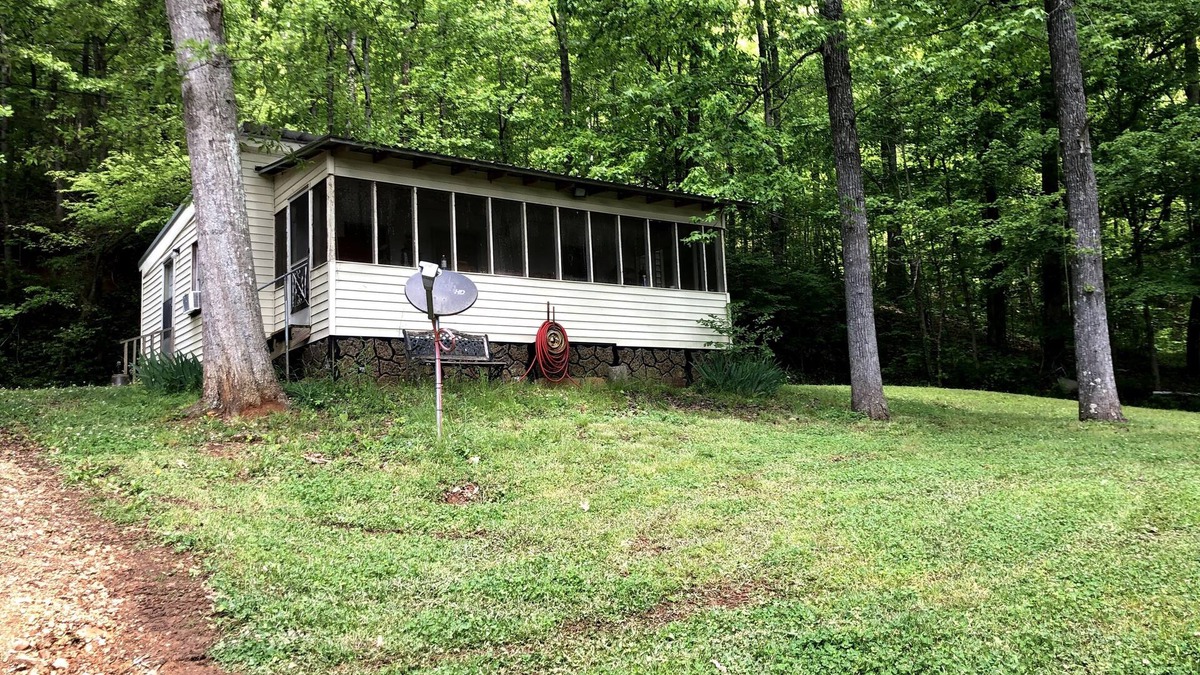 Ragland Cottage | Cottage on the Coosa! Lake Logan Martin!