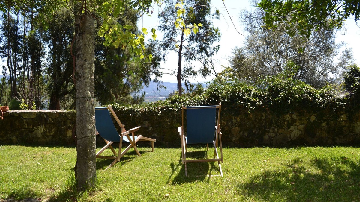 Vila Verde House | Cottage on the mountain; quiet but close to nice villages.