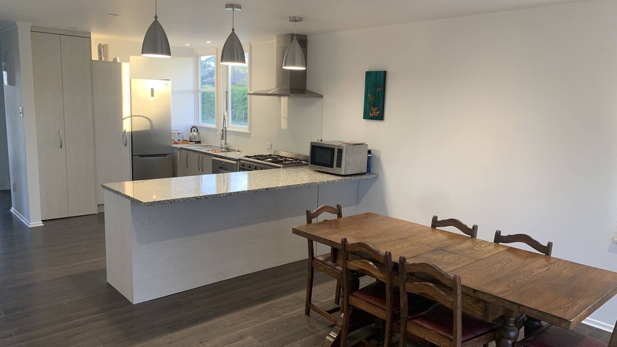Haumoana Cottage | Cottage on Tuki Tuki Road