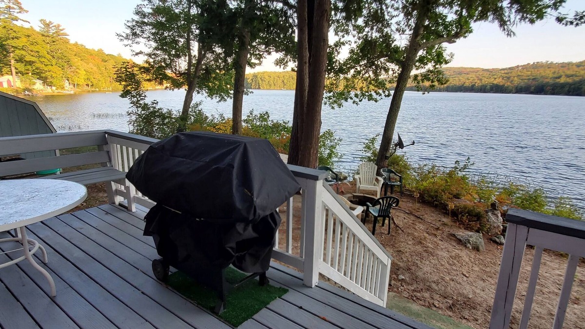 Parsonsfield Cottage | Cottage on West Pond