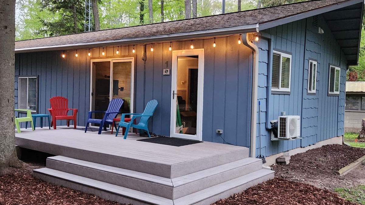 Honor Cottage | "Cottage Pisces, It's all about the water!"