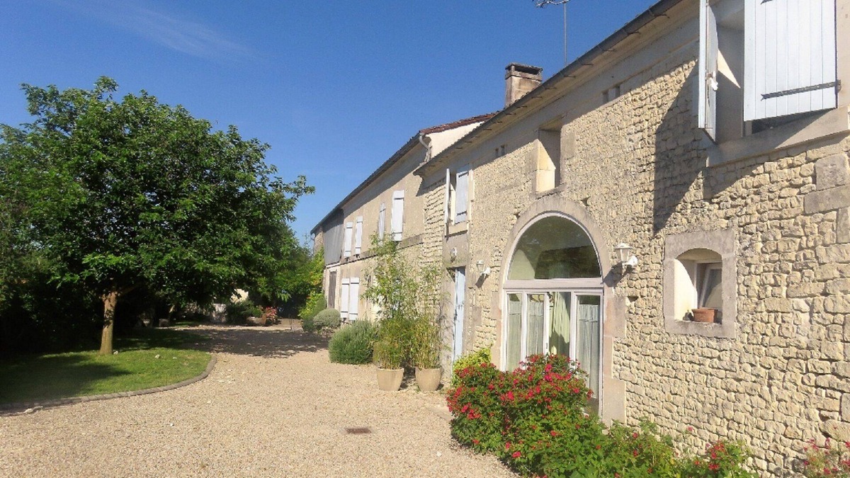 Saint-Fort-sur-le-Ne Cottage | Cottage "Premier Cru" ***