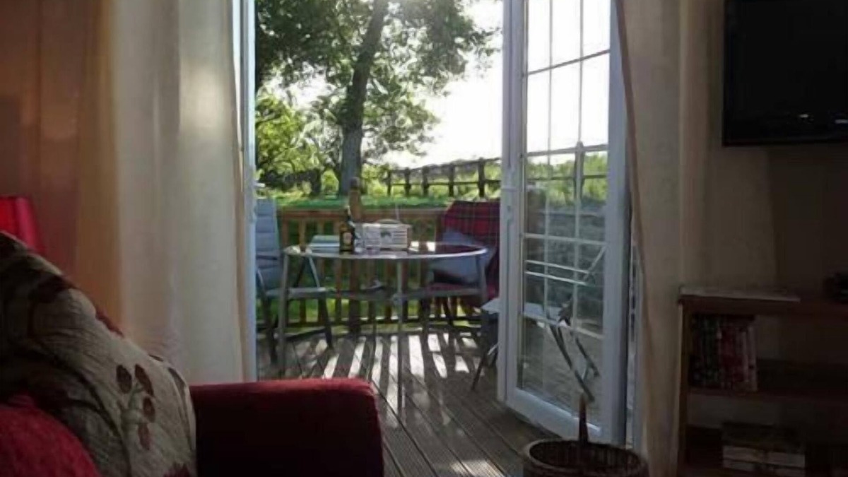 Downholland Cottage | Cottage-Private Bathroom-Swallow Cottage