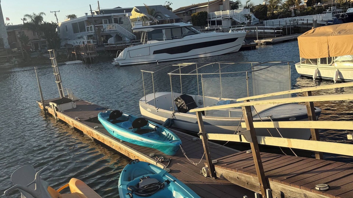 Sunset Beach Apartment | Cottage Retreat, Boater & Kayaking Bliss w/Boat Slip