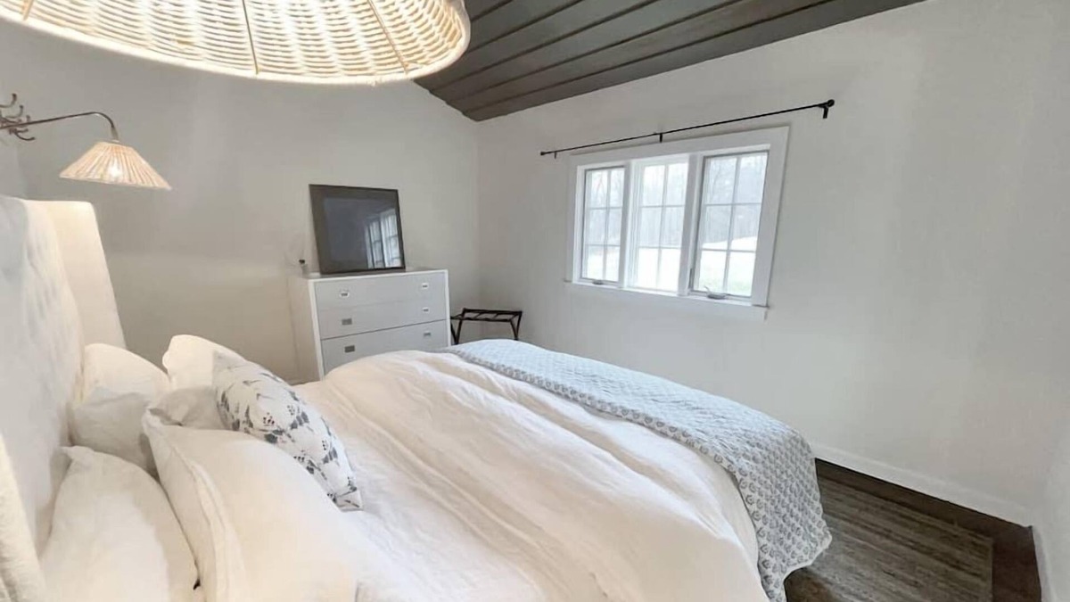 West Cornwall Cottage | Cottage Retreat - Historic Cottage Home w Home Gym