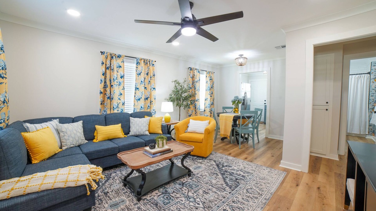 Laurel Cottage | Cottage Row: Leontyne