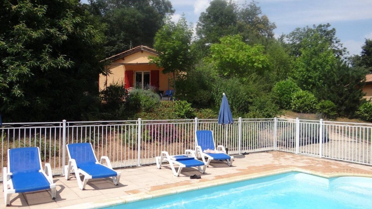 Doissat Cottage | cottage RUBIS heated pool, 5 pers., free wifi