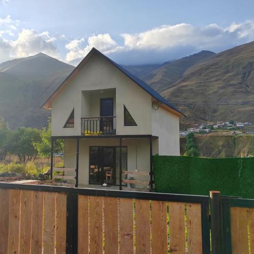 Kazbegi Apartment | Cottage Shina