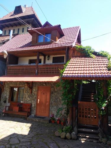 Vorokhta House | Cottage Spadok